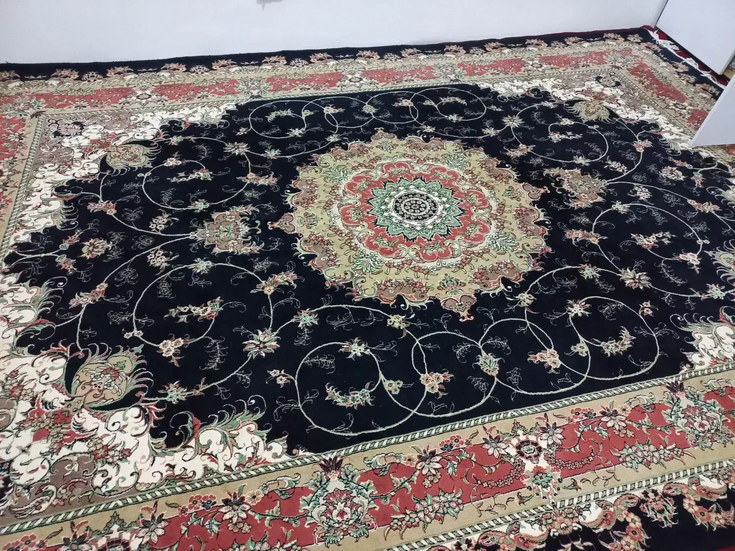 قالین ۹ متری|فرش|تربت جام, شهرک آزادگان|دیوار