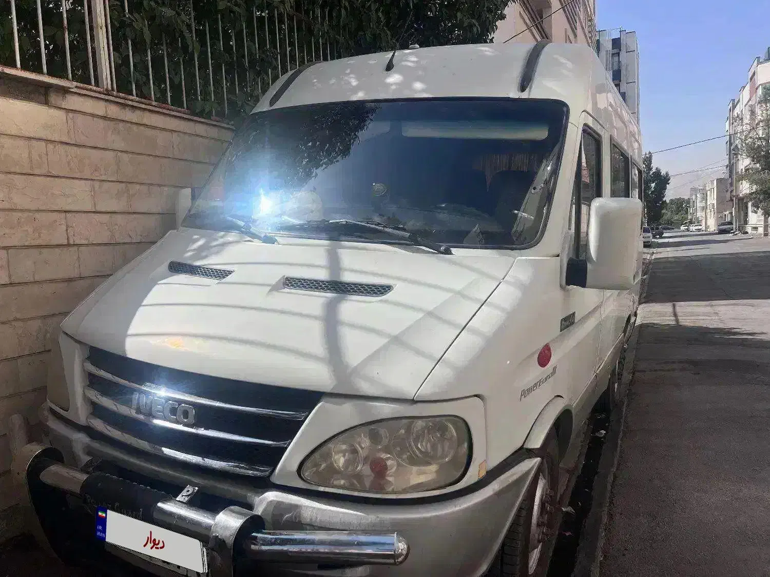 ون ده نفره برای سفرهای خانوادگی و گروهی|خودرو اجارهای|شیراز, ستارخان|دیوار