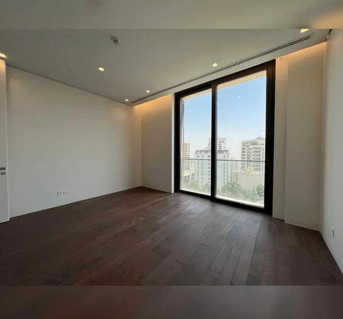 ۲۸۰ متر نور و شکوه، زندگی پست مدرن ،با قیمتی خاص