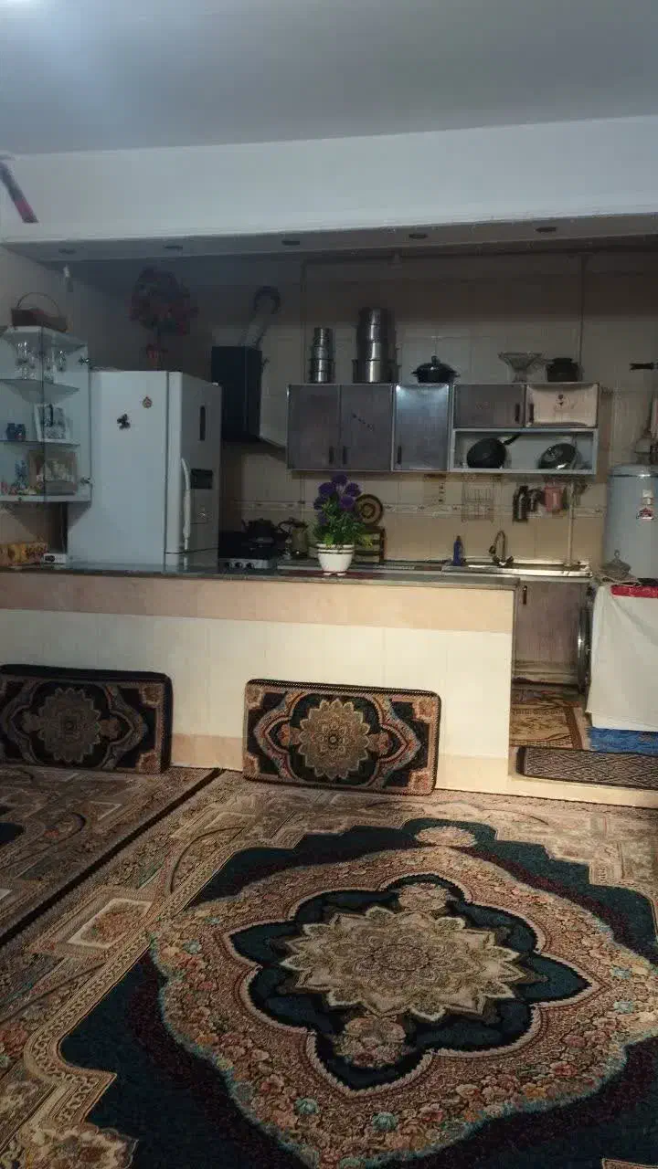 اجاره خانه ویلایی ۱۱۵ متری ۱ خوابه در کشاورز شمالی|اجارهٔ خانه و ویلا|قم, زند آباد|دیوار