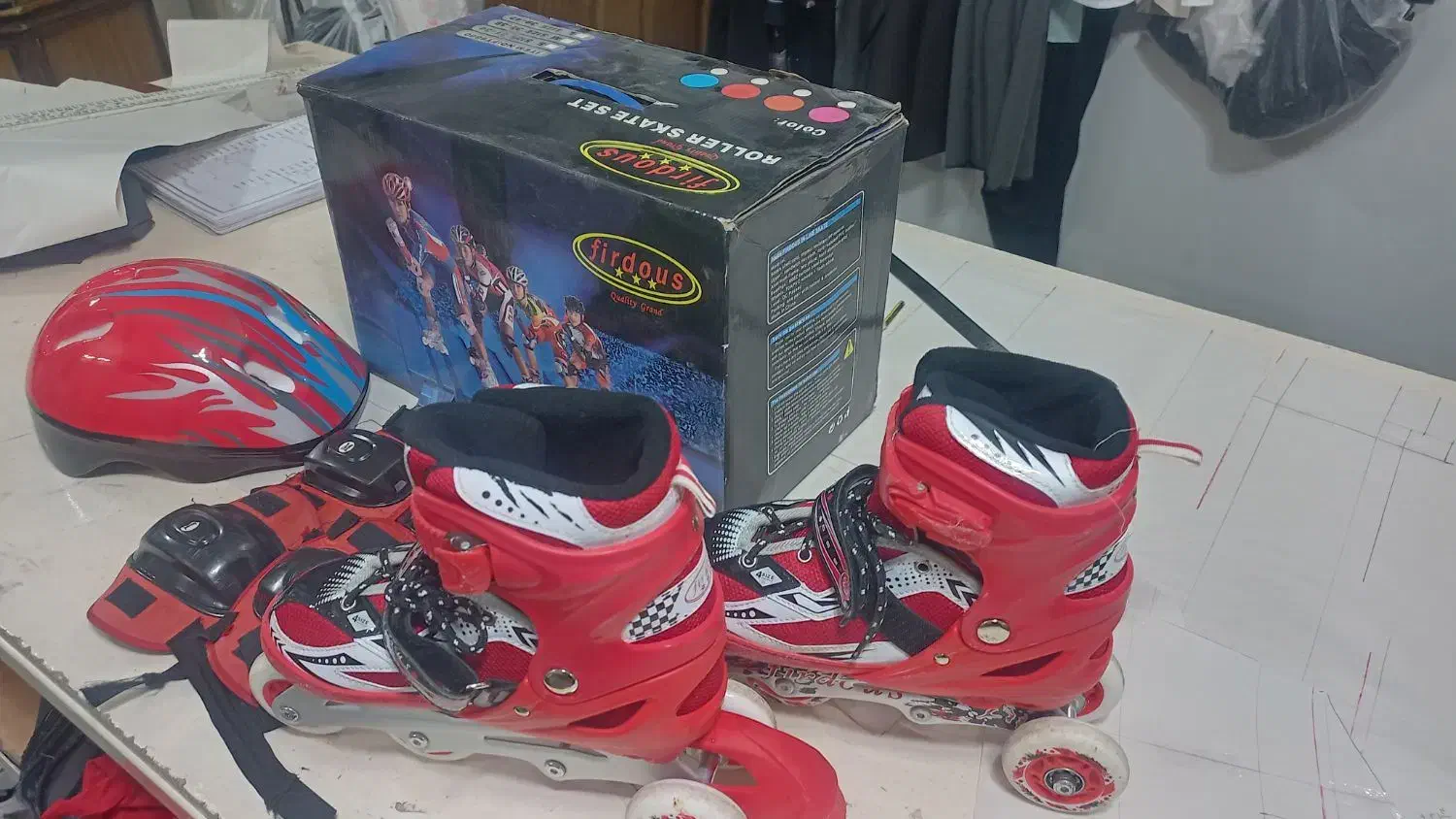 کفش اسکیت|دوچرخه، اسکیت، اسکوتر|یزد, |دیوار