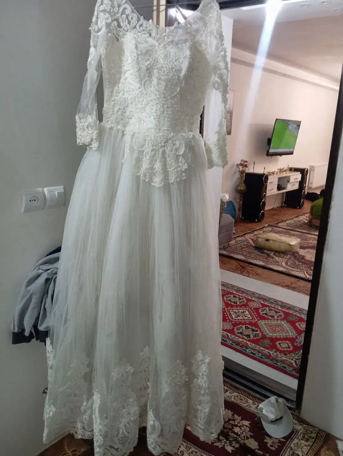 لباس عروس و لباس خوشگل آستین دار|لباس|تبریز, |دیوار