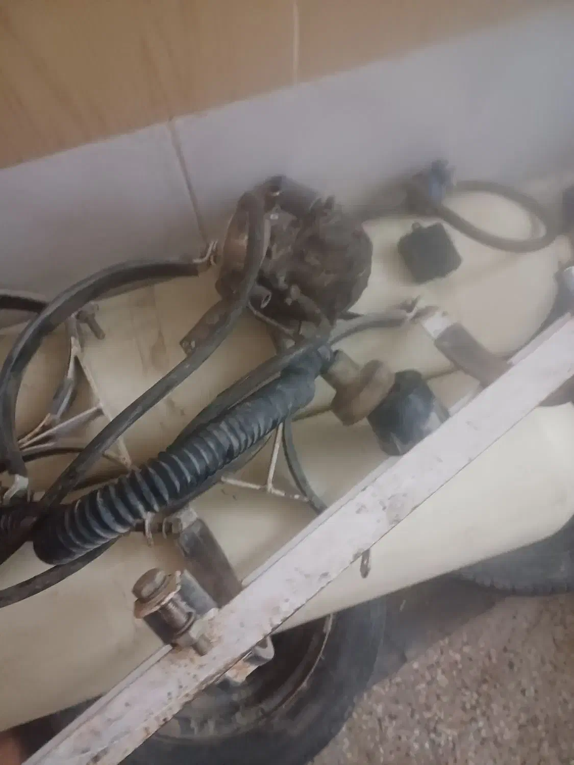 مخزن  cng|قطعات یدکی و لوازم جانبی|مود, |دیوار