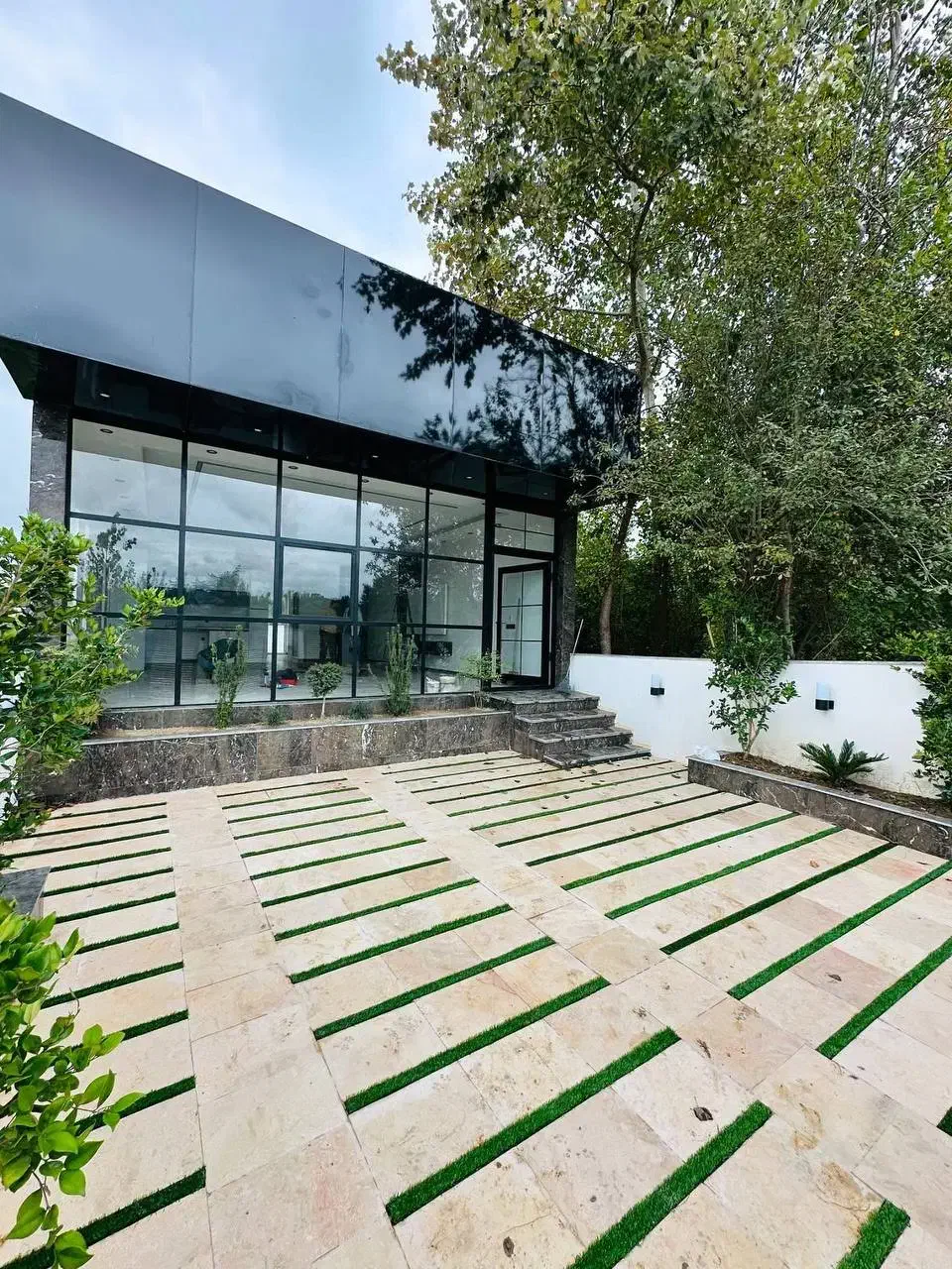 الماس ویلافلت/پلاک۱جنگل۱۷۰م مدارک کامل/شهرکی/تهاتر|فروش خانه و ویلا|ایزدشهر, |دیوار