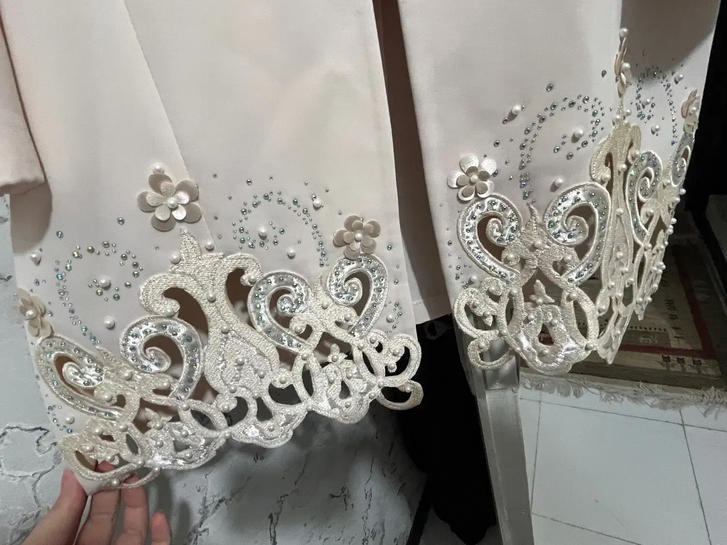 کت مجلسی|لباس|شهر ری, شهید بهشتی|دیوار