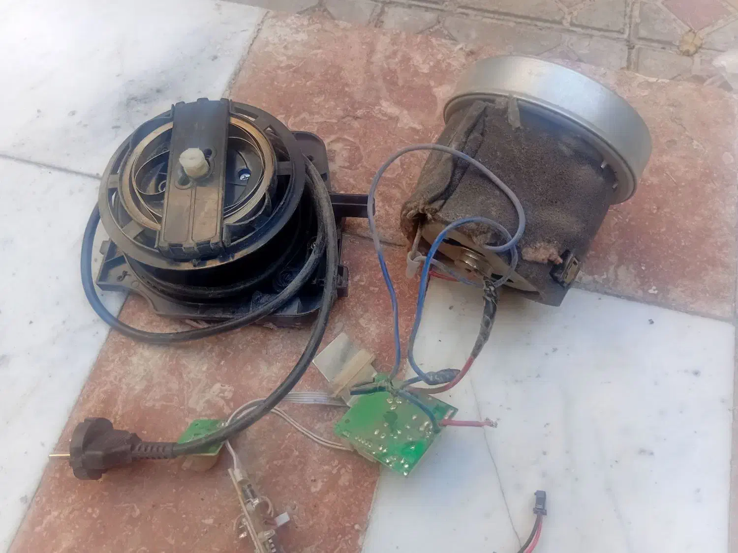 موتور جاروبرقی بوش|جاروبرقی، جارو شارژی، بخارشو|مرند, |دیوار