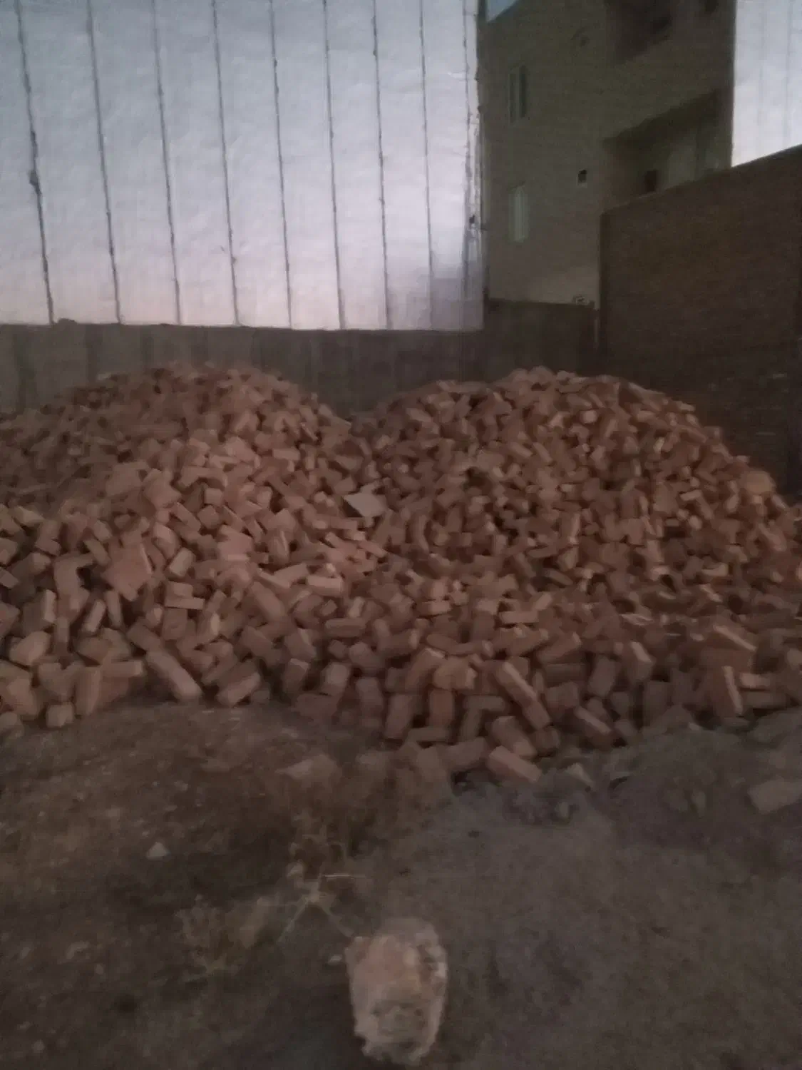 اجر خاموت ومیلگرد|مصالح و تجهیزات ساختمان|ایلام, |دیوار