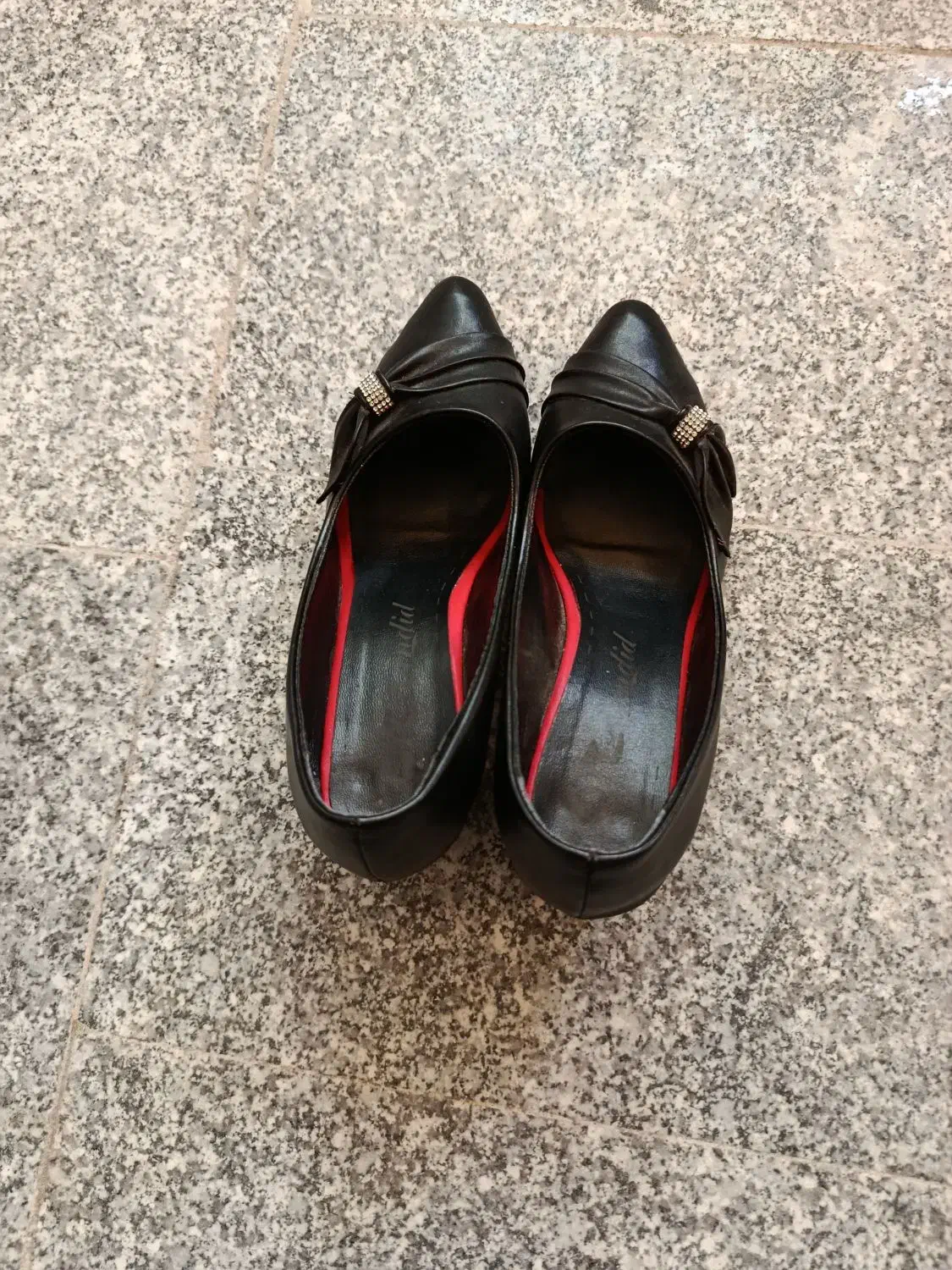 کفش مجلسی|کیف، کفش، کمربند|دورود, |دیوار