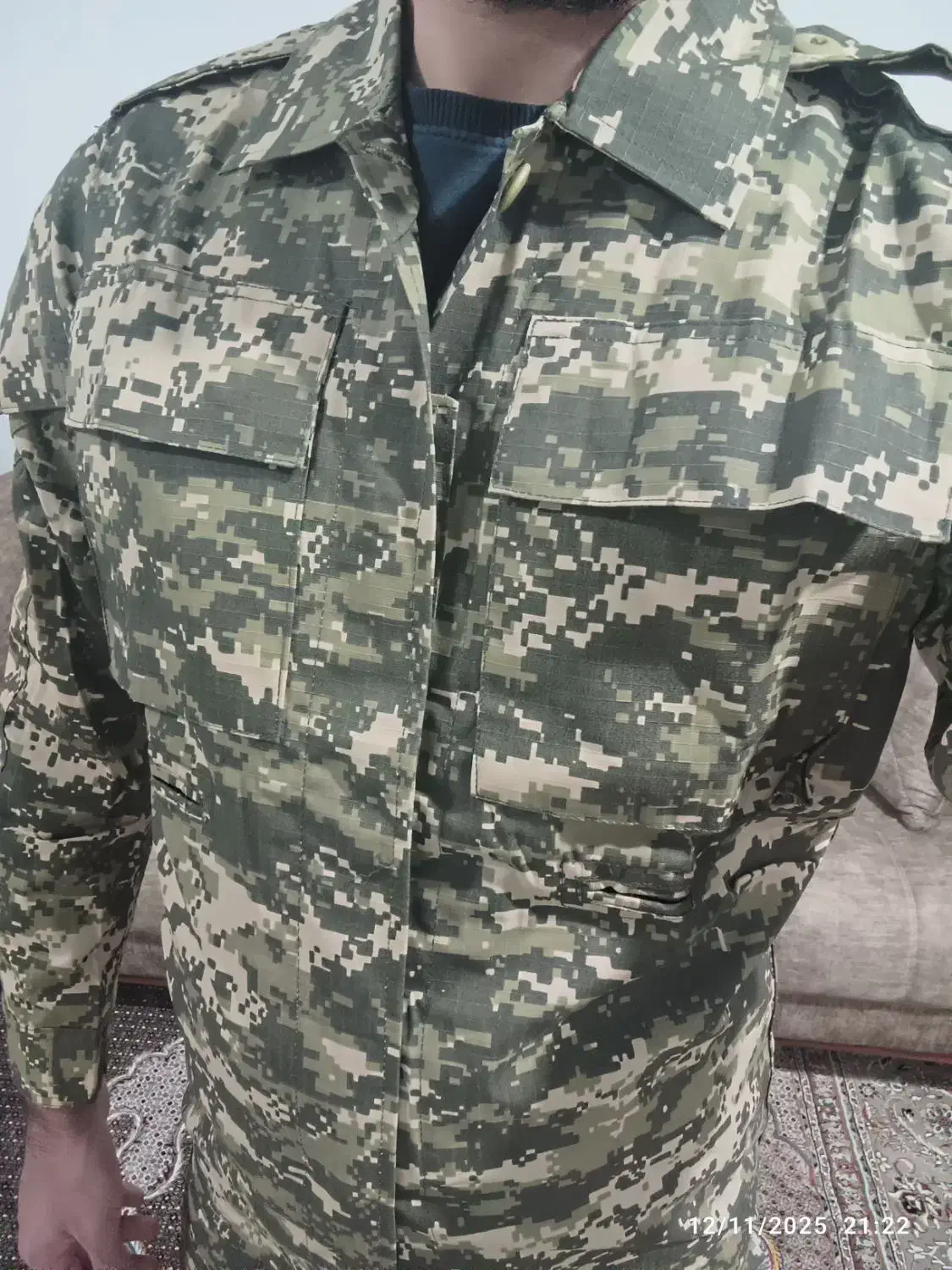 لباس نظامی|لباس|ماکو, |دیوار