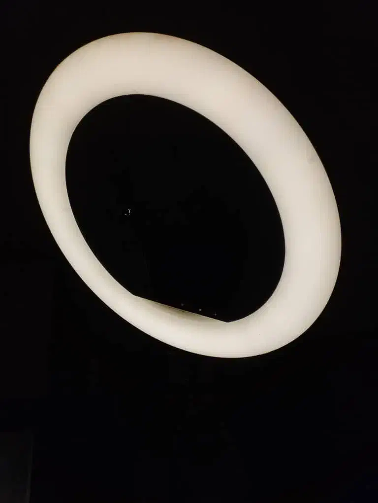 رینگ لایت با سه پایه به همراه جعبه|دوربین عکاسی و فیلم‌برداری|تبریز, |دیوار