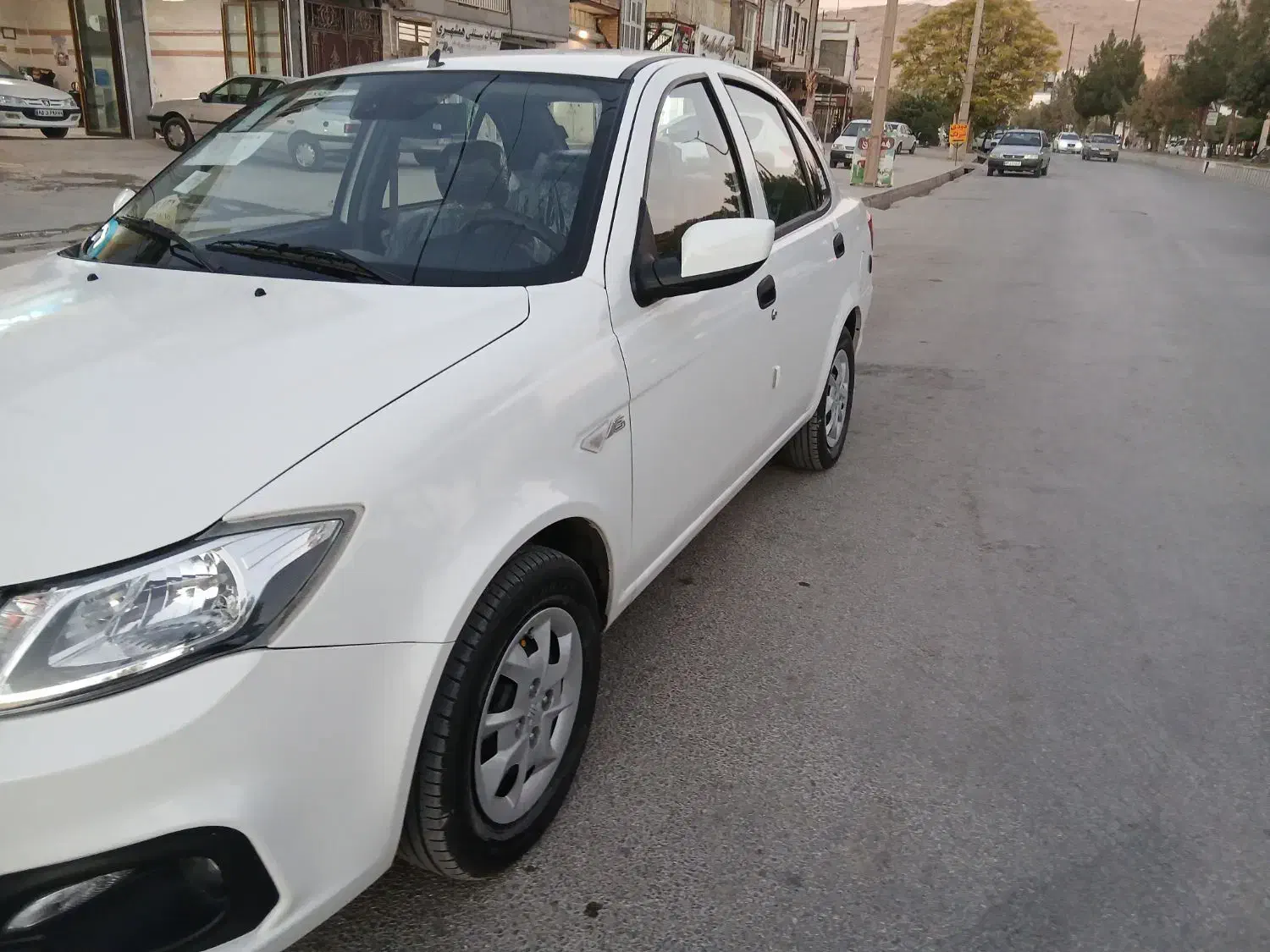 ساینا sدوگانه فابریک ۴۰۳|خودرو سواری و وانت|سرپل ذهاب, |دیوار