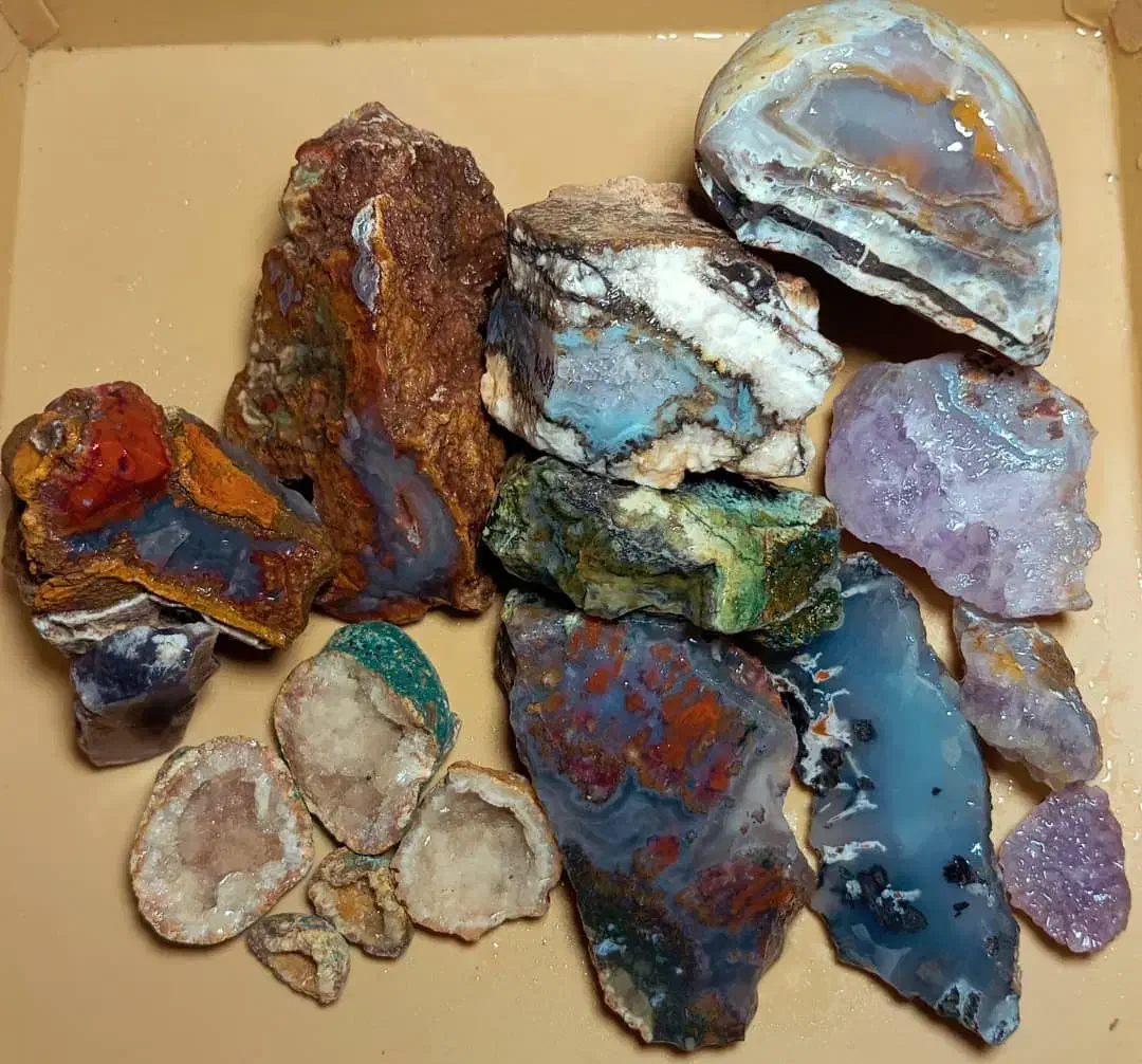 پک انواع راف سنگ|جواهرات|لاهیجان, کوی آزادگان|دیوار