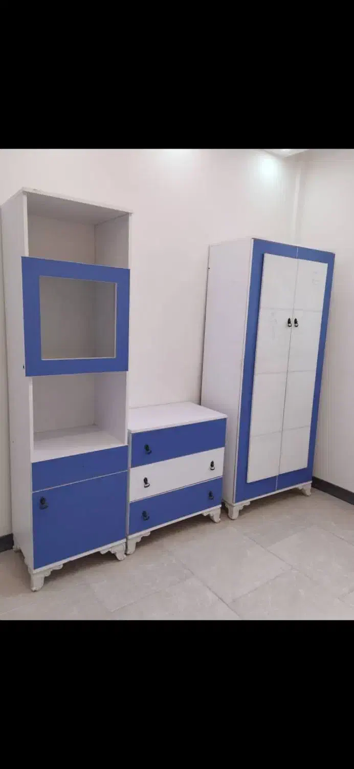 سرویس خواب|تخت و سرویس خواب|پرند, فاز ۶|دیوار