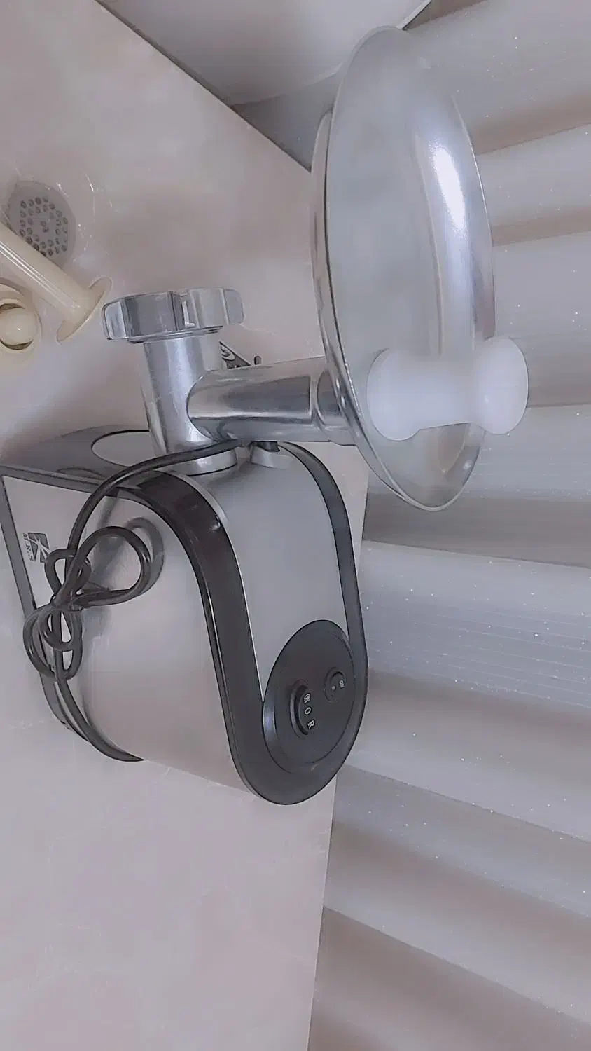 چرخ گوشت|خردکن، آسیاب، غذاساز|نیشابور, خیام|دیوار