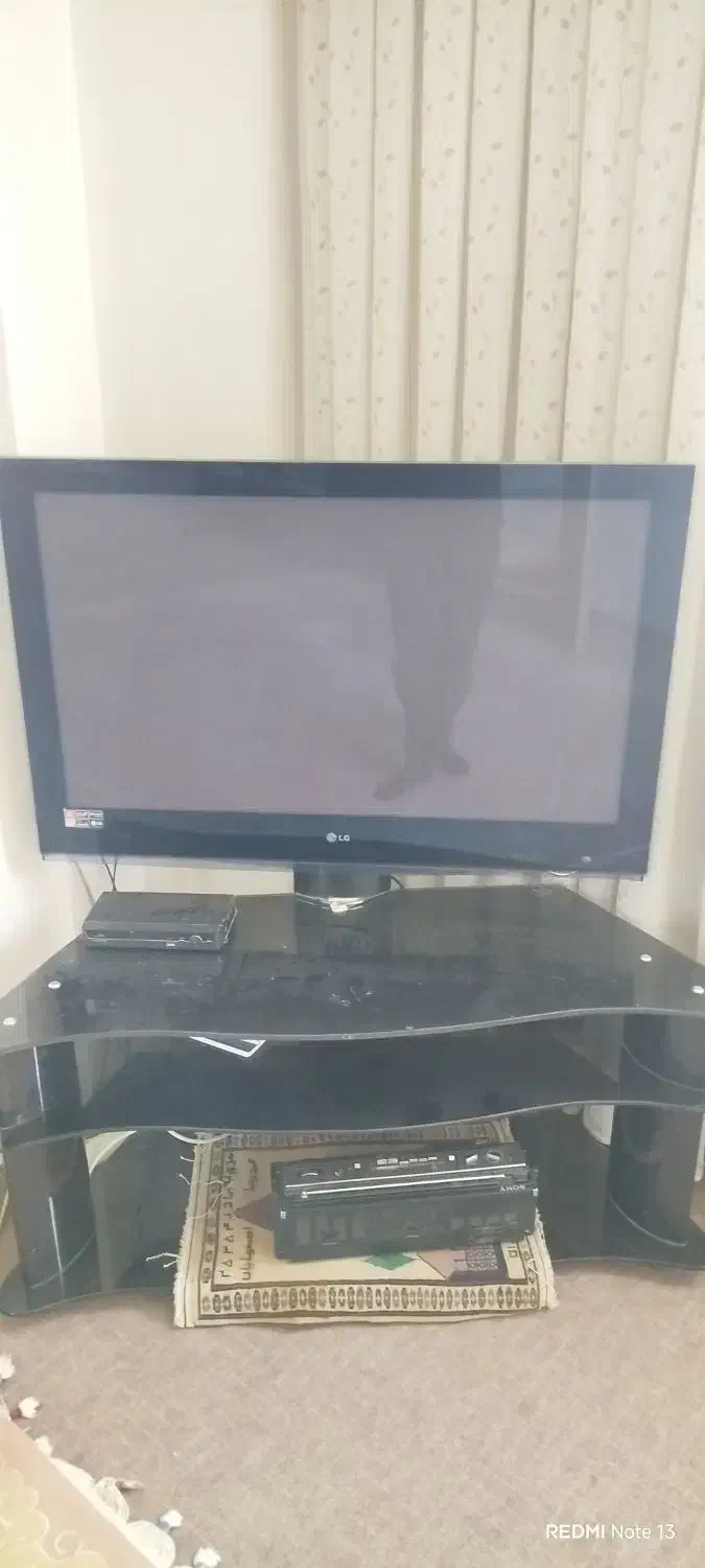 تلویزیون 42سالم ال جی|تلویزیون و پروژکتور|بهارستان, |دیوار