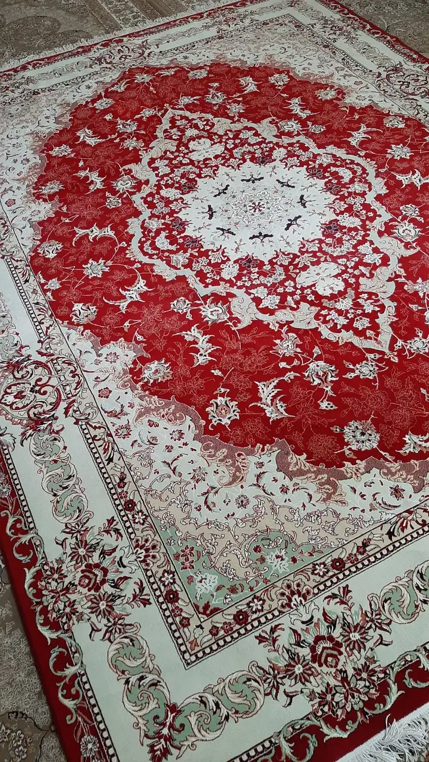 فرش ۱۲ متری|فرش|شاهین‌شهر, نبوت|دیوار