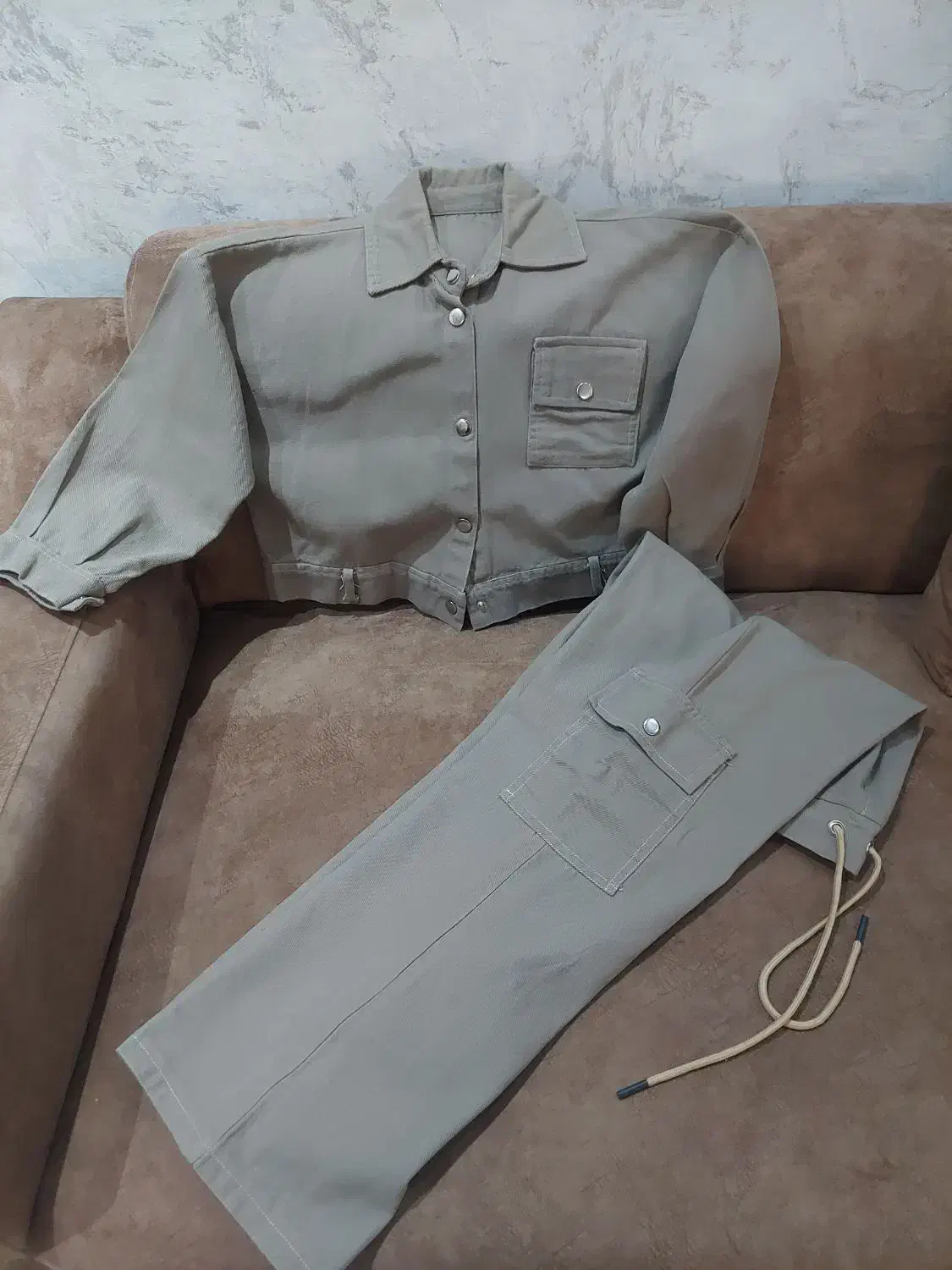 ست کت شلوار کتان   و  شلوار  لی  مام  زغالی|لباس|فردیس, منظریه|دیوار