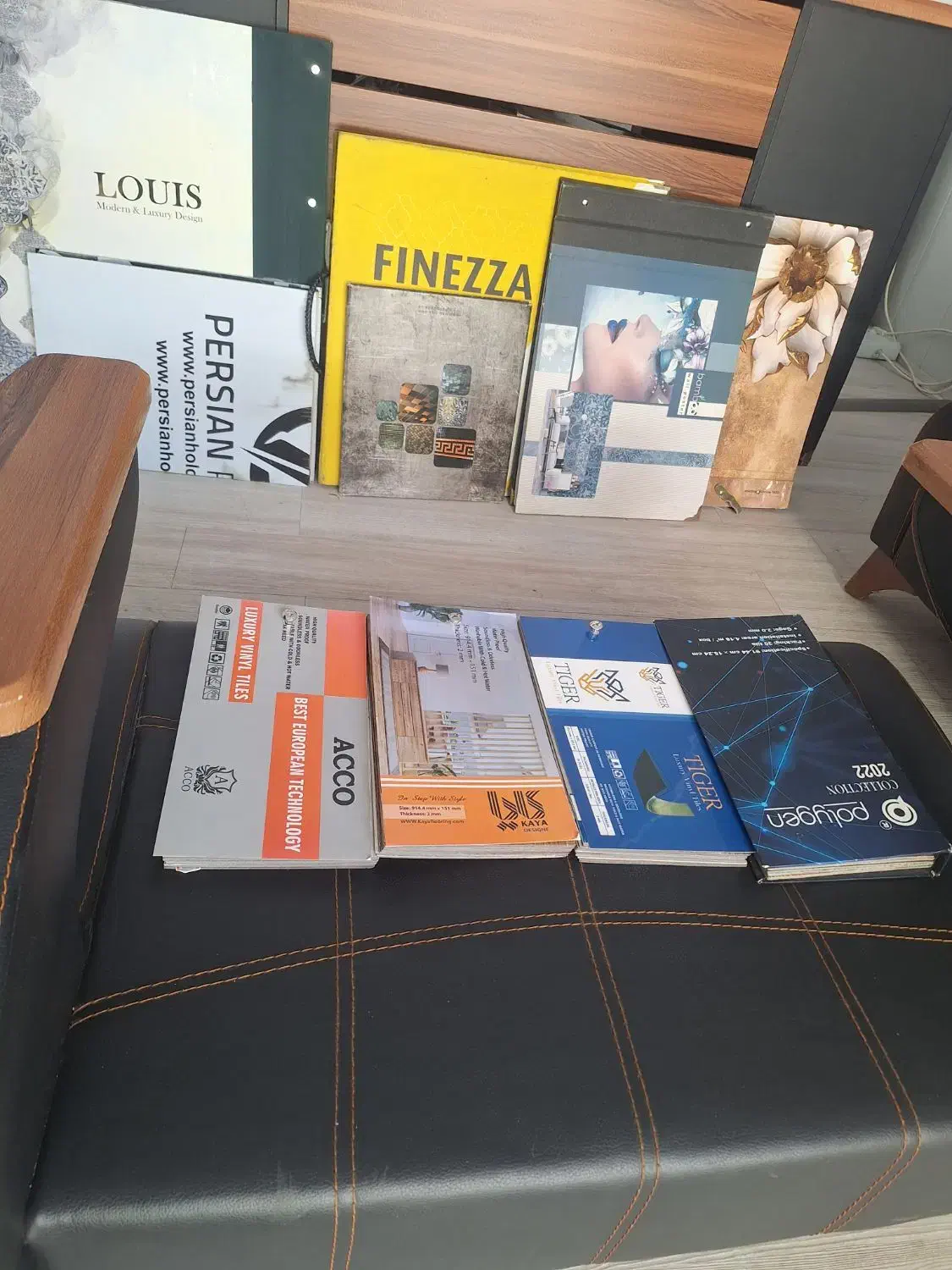 منشی وفروشنده دفتر دکوراسیون داخلی|استخدام معماری، عمران و ساختمانی|سیرجان, |دیوار