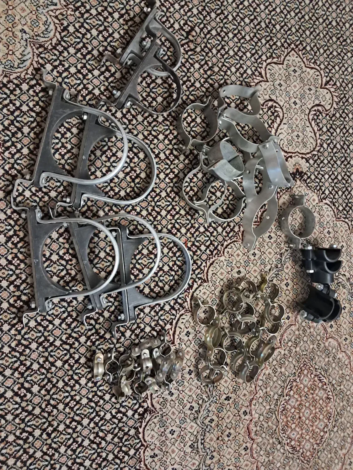 بست لوله|مصالح و تجهیزات ساختمان|کلاچای, |دیوار