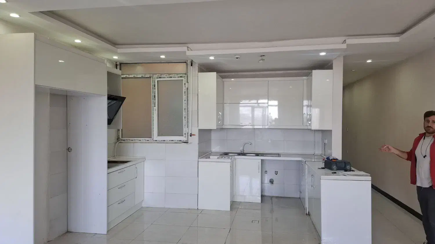 کابینت هایگلاس|اجاق گاز و لوازم برقی پخت‌وپز|بندر ماهشهر, |دیوار