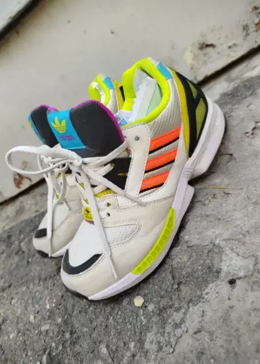 درحد نو به شرط نو اگه اهلشی زنگ بزن|کیف، کفش، کمربند|چهارباغ, |دیوار