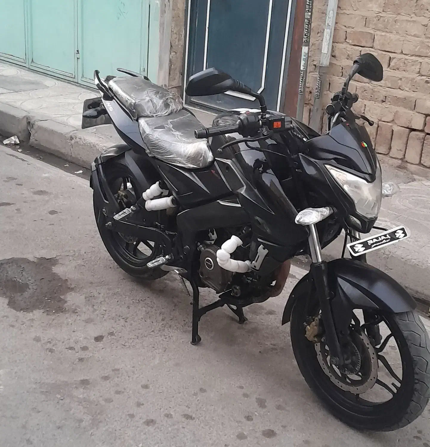 ان اس ۲۰۰|موتورسیکلت|قدس, شهرقدس|دیوار