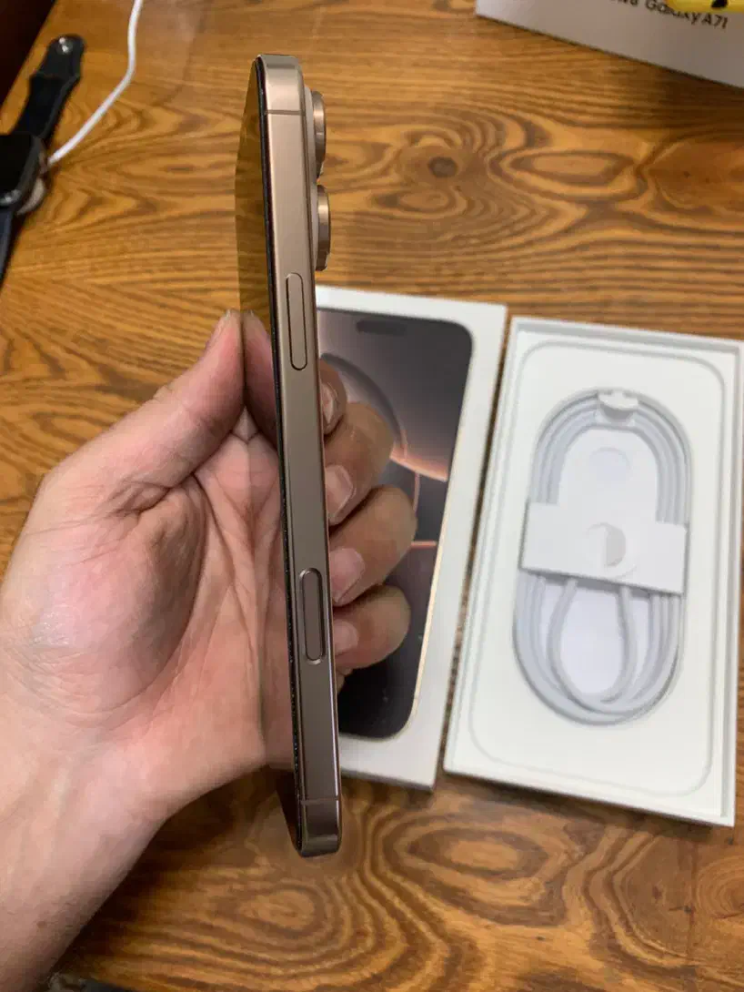 ۱۶ پرومکس تمیز / ۵۱۲ گیگ|موبایل|مشهد, حسابی جنوبی (شهرک غرب)|دیوار