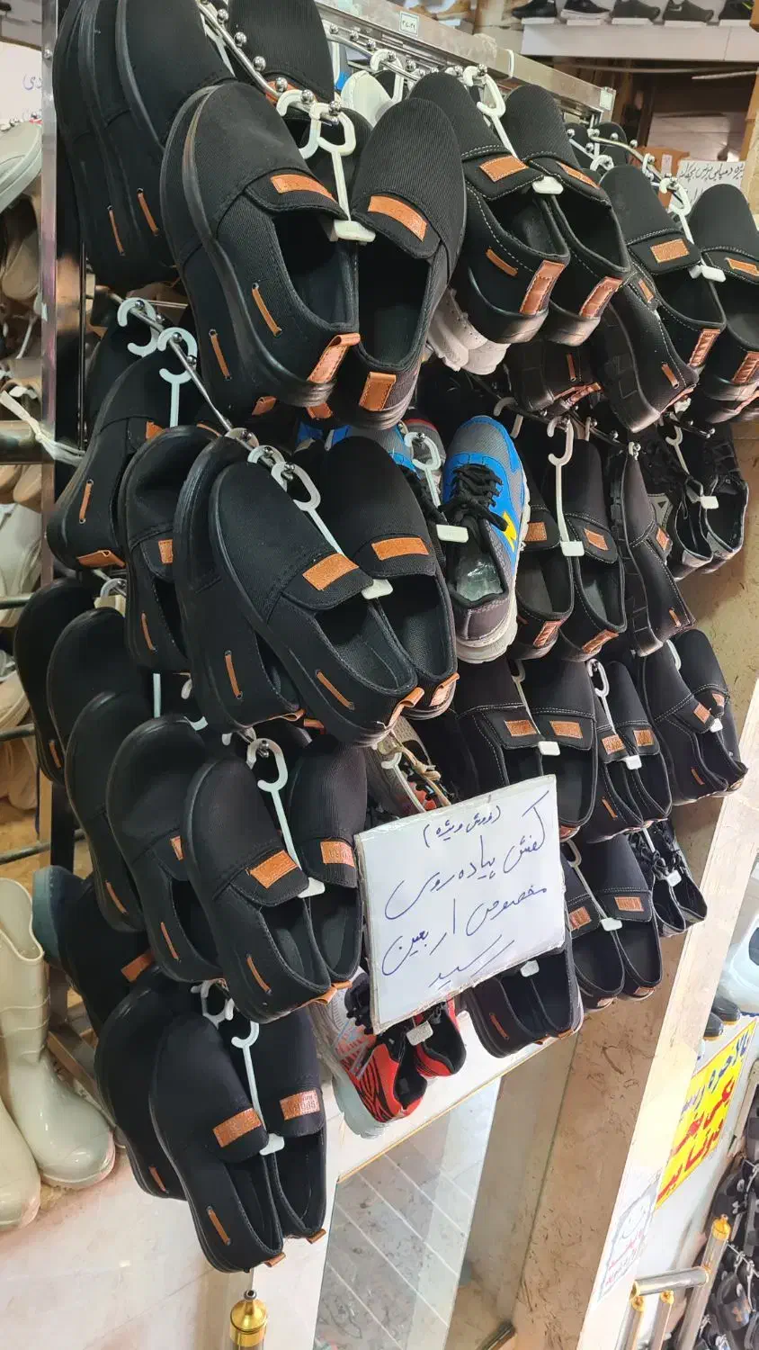 پیاده روی فوق العاده راحت ۱۳۸ تومن|کیف، کفش، کمربند|کرمانشاه, |دیوار