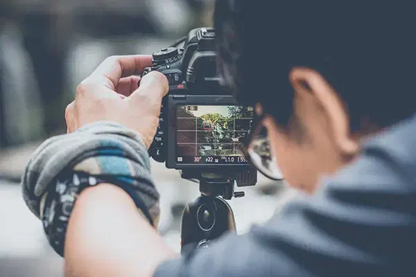 ادمین اینستاگرام، ادیتور و فیلمبردار هستم|خدمات رایانهای و موبایل|تهران, شهرک غرب|دیوار