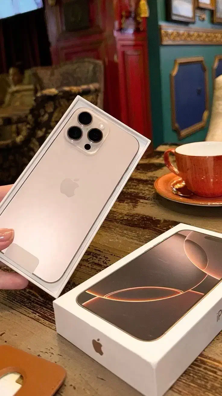 آیفون 16 پرومکس رنگ desert حافظه۲۵۶|موبایل|کرمان, |دیوار