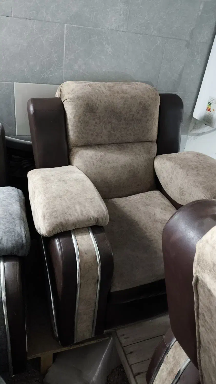 مبل خانگی|مبلمان خانگی و میز عسلی|جلگه رخ, |دیوار