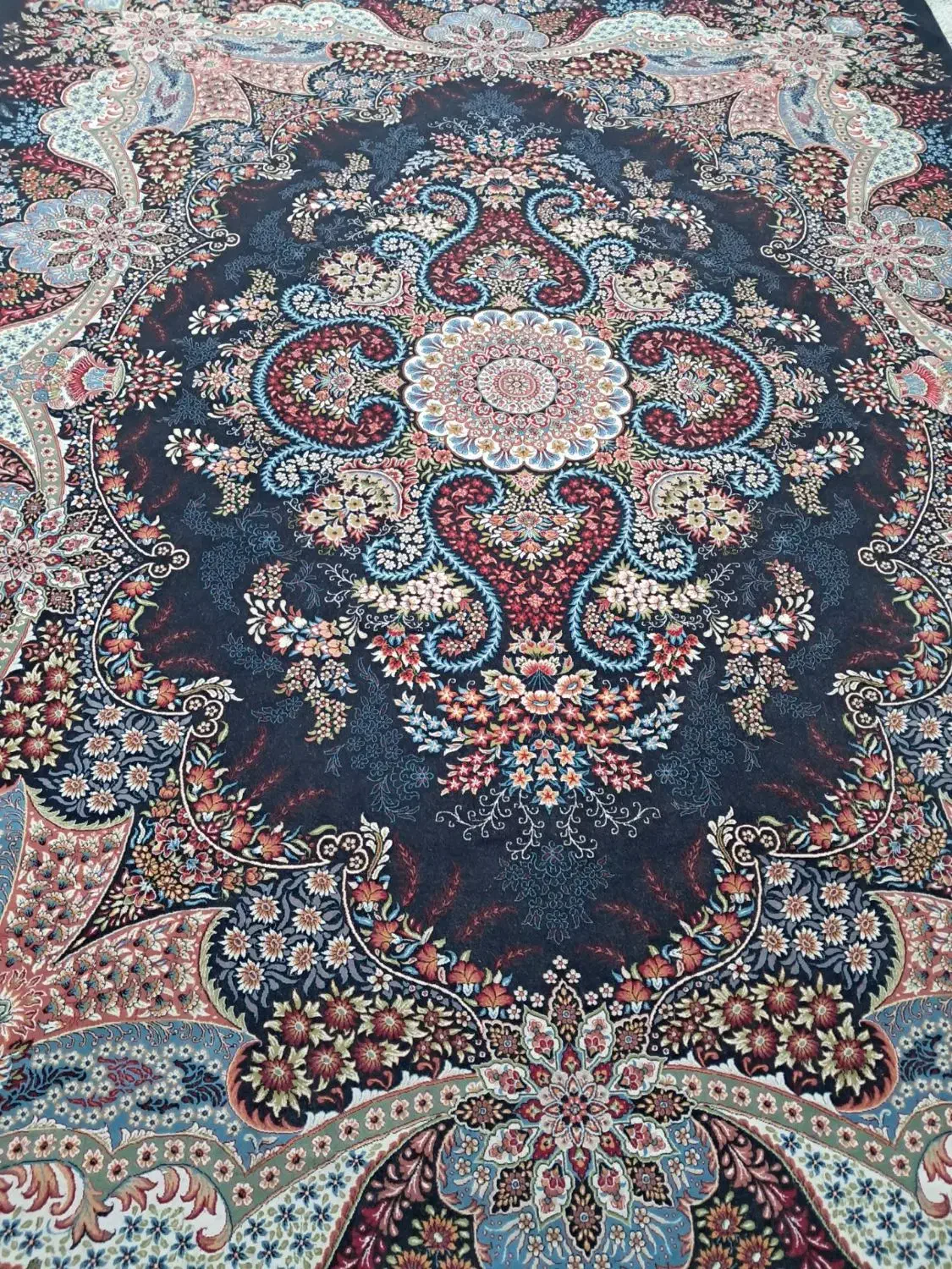 فرش 12متری نو|فرش|نیشابور, کریم آباد|دیوار