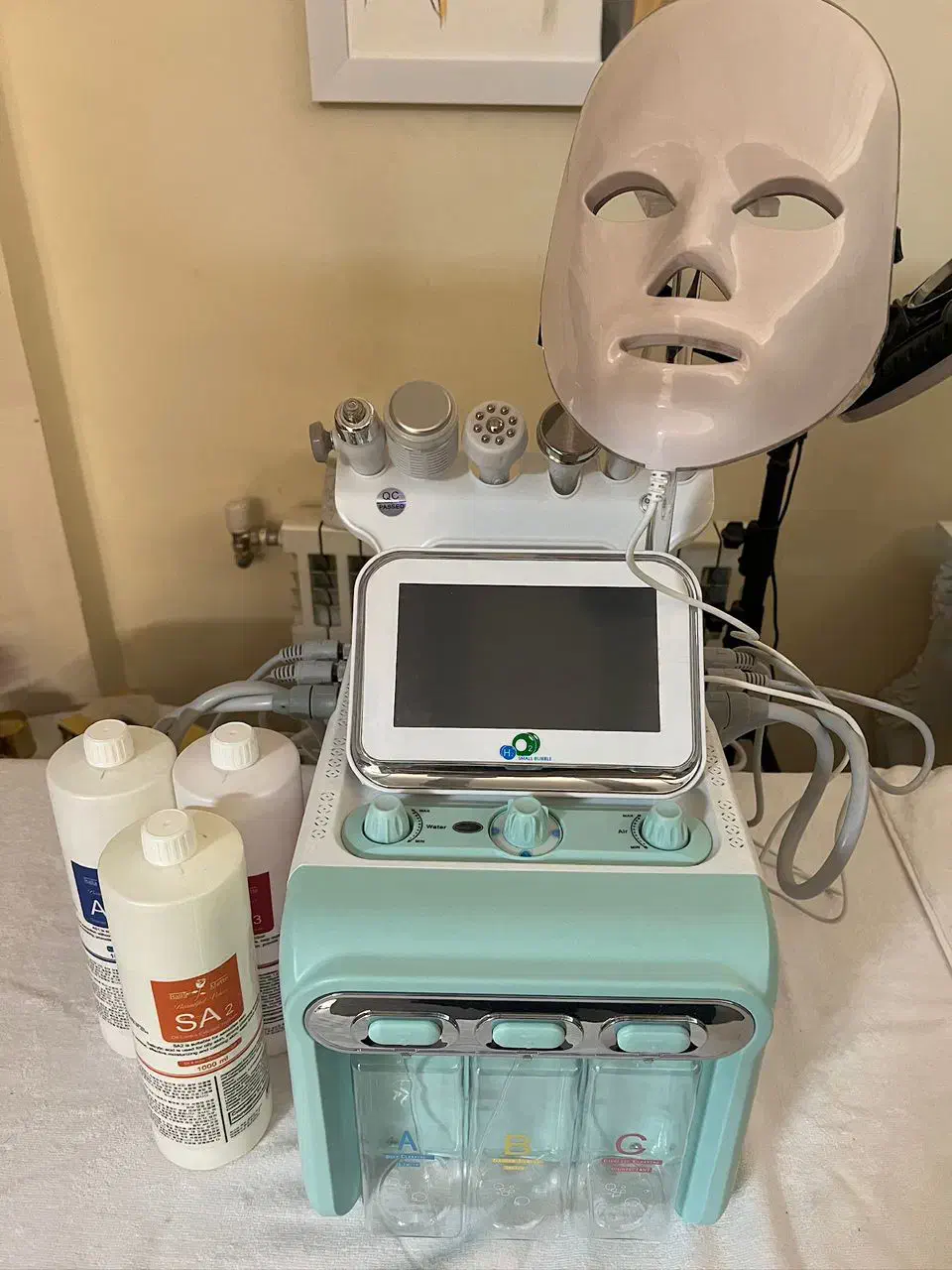 فروش وسایل و تجهیزات سالنی مراقبت و پاکسازی پوست|آرایشگاه و سالن‌های زیبایی|شیراز, زرگری|دیوار