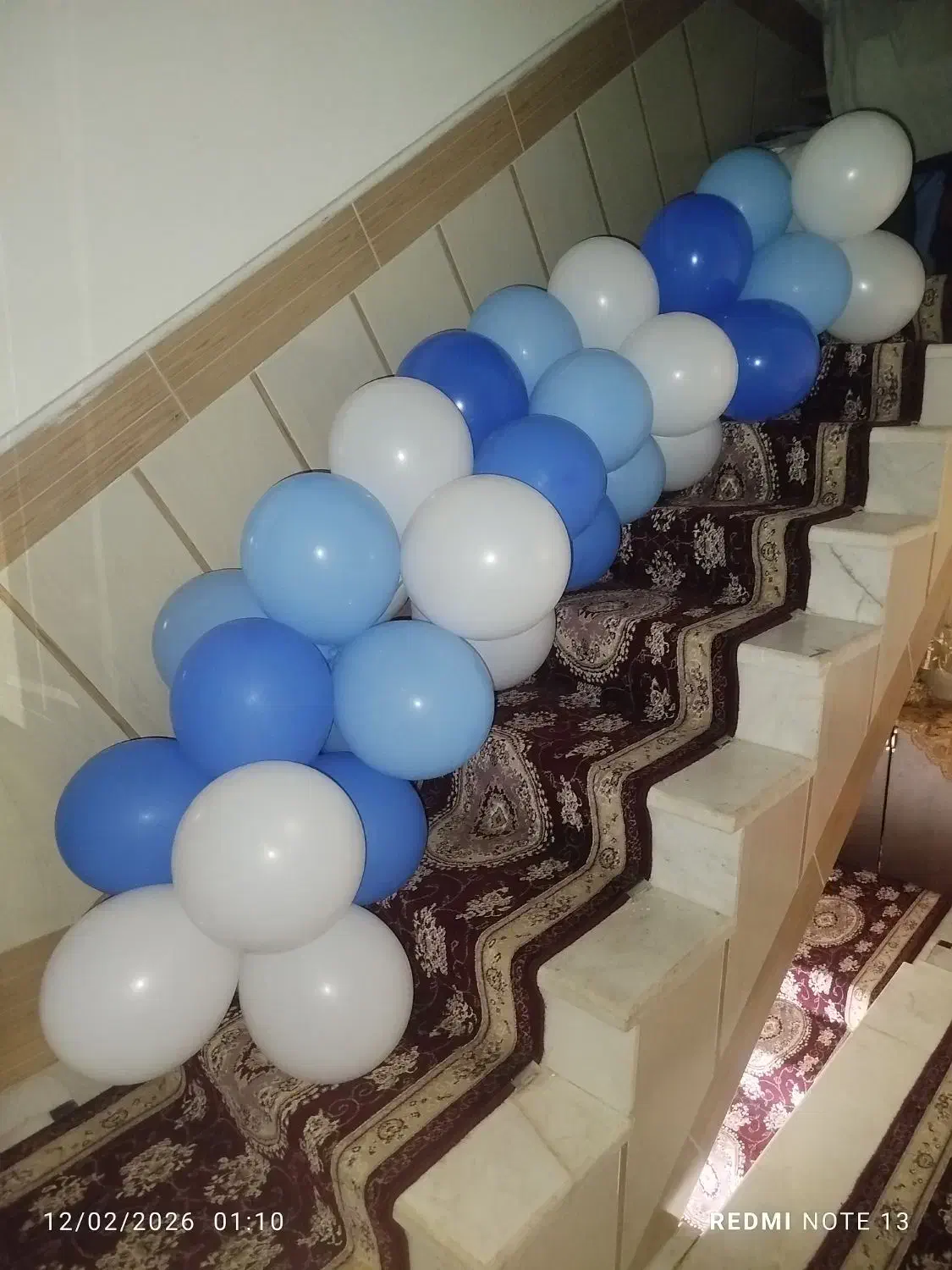 بادکنک تولد|ریسه و چراغ تزئینی|قم, انسجام|دیوار