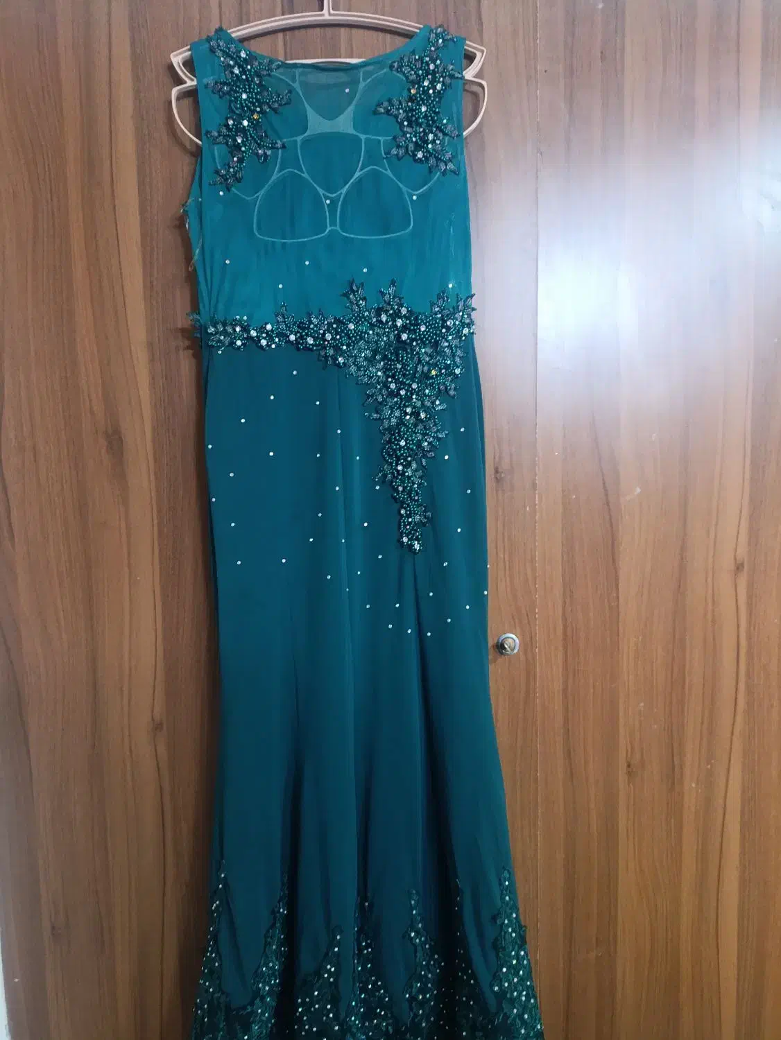 لباس مجلسی|لباس|حمیدیا, |دیوار