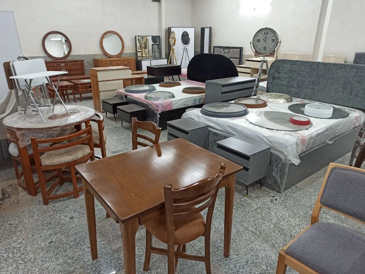 کارگر ساده ایرانی یا اتباع مجاز|استخدام صنعتی، فنی، مهندسی|خمینیشهر, |دیوار