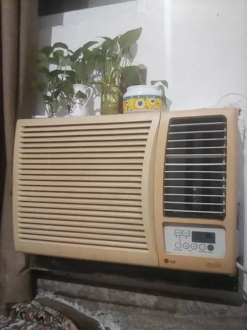 کولر پنجره ای ال جی گلد کره|کولر گازی و فنکوئل|رشت, رودبارتان|دیوار