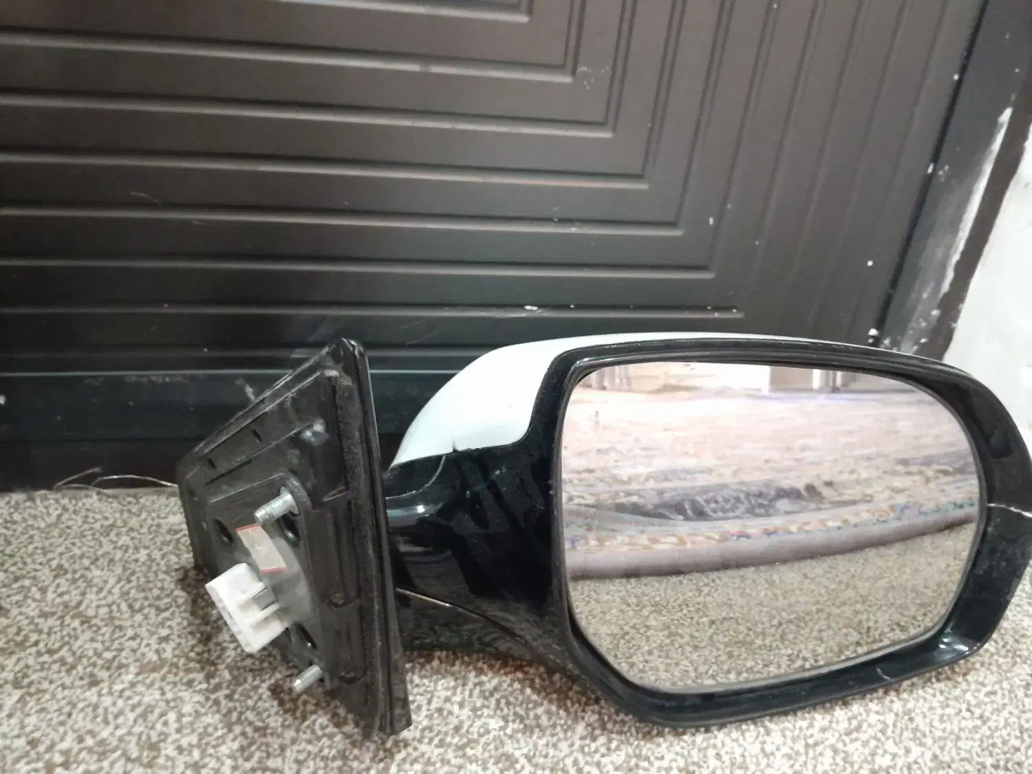 یک عدد چراغ جلو ریو کیا و یک آینه سانتافه|قطعات یدکی و لوازم جانبی|اهواز, سلطانمنش|دیوار