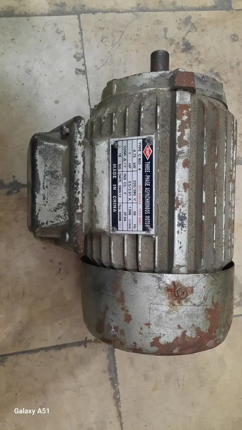 جرثقیل  و دینام سه فاز  یک اسب|ماشینآلات صنعتی|تهران, افسریه جنوبی|دیوار