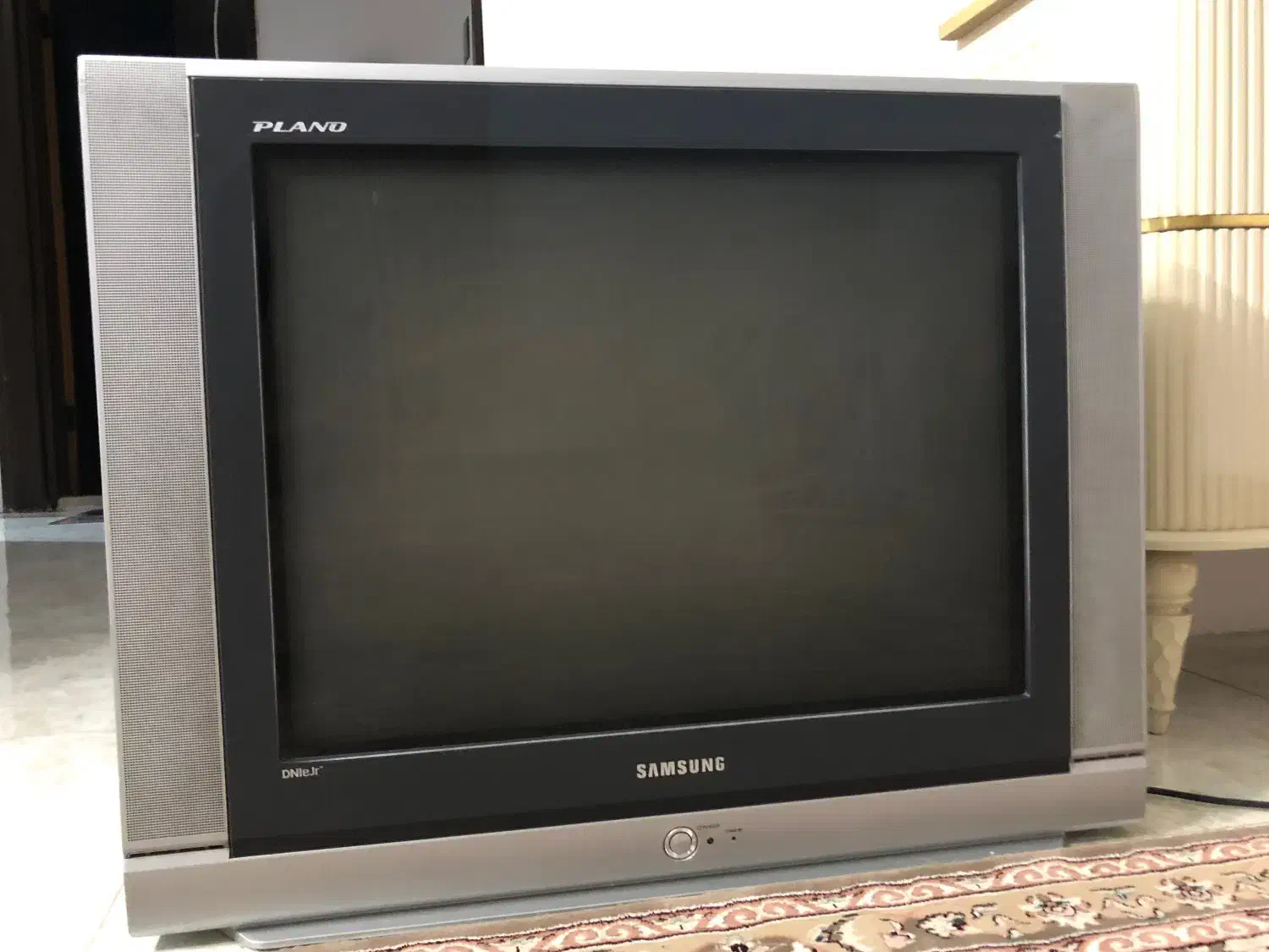 فوری|تلویزیون و پروژکتور|مشهد, امیر|دیوار