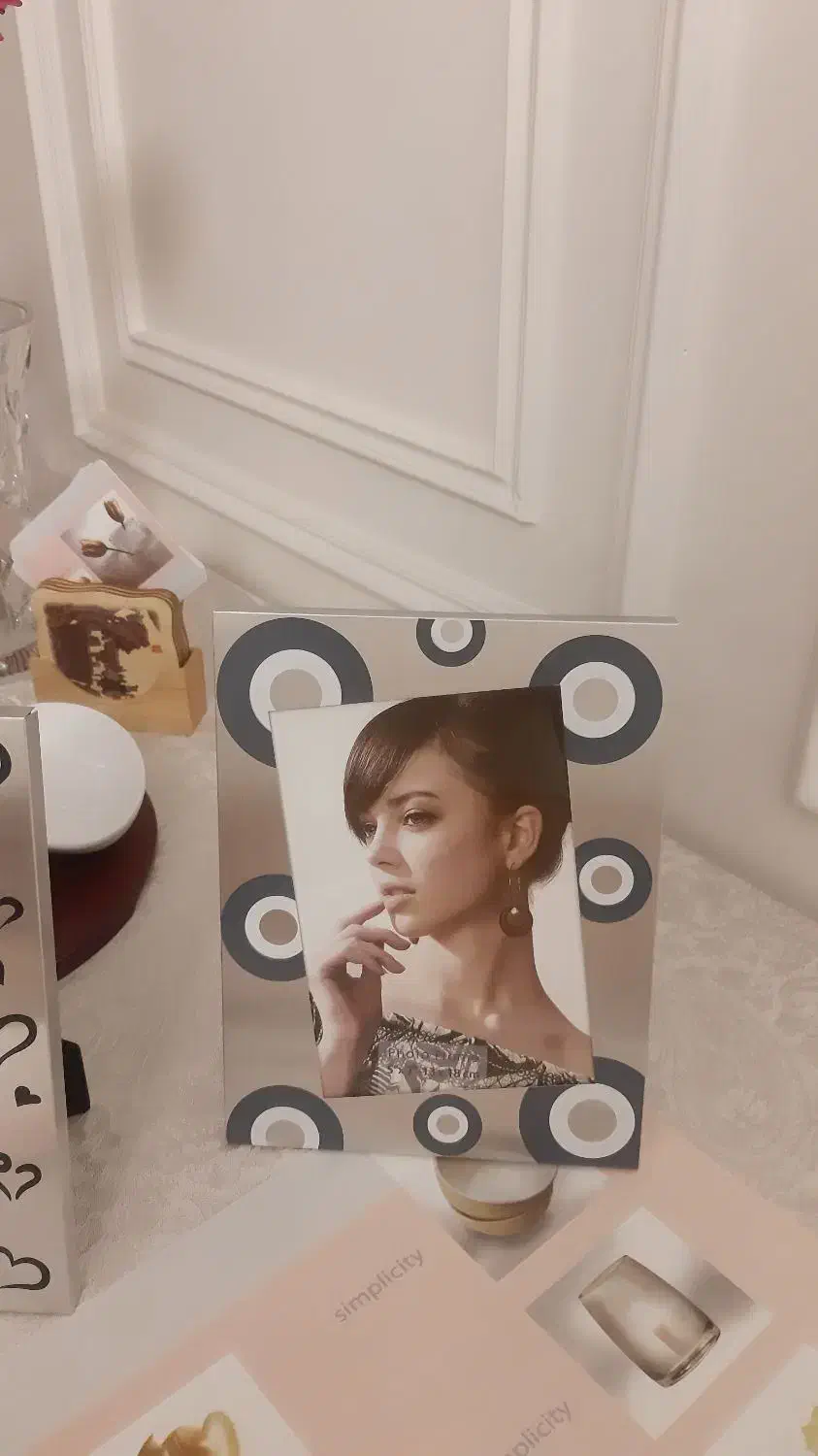 قاب عکسهای فلزی و شیشه ای زیبا|تابلو، نقاشی، عکس|اندیشه, اندیشه فاز ۱|دیوار