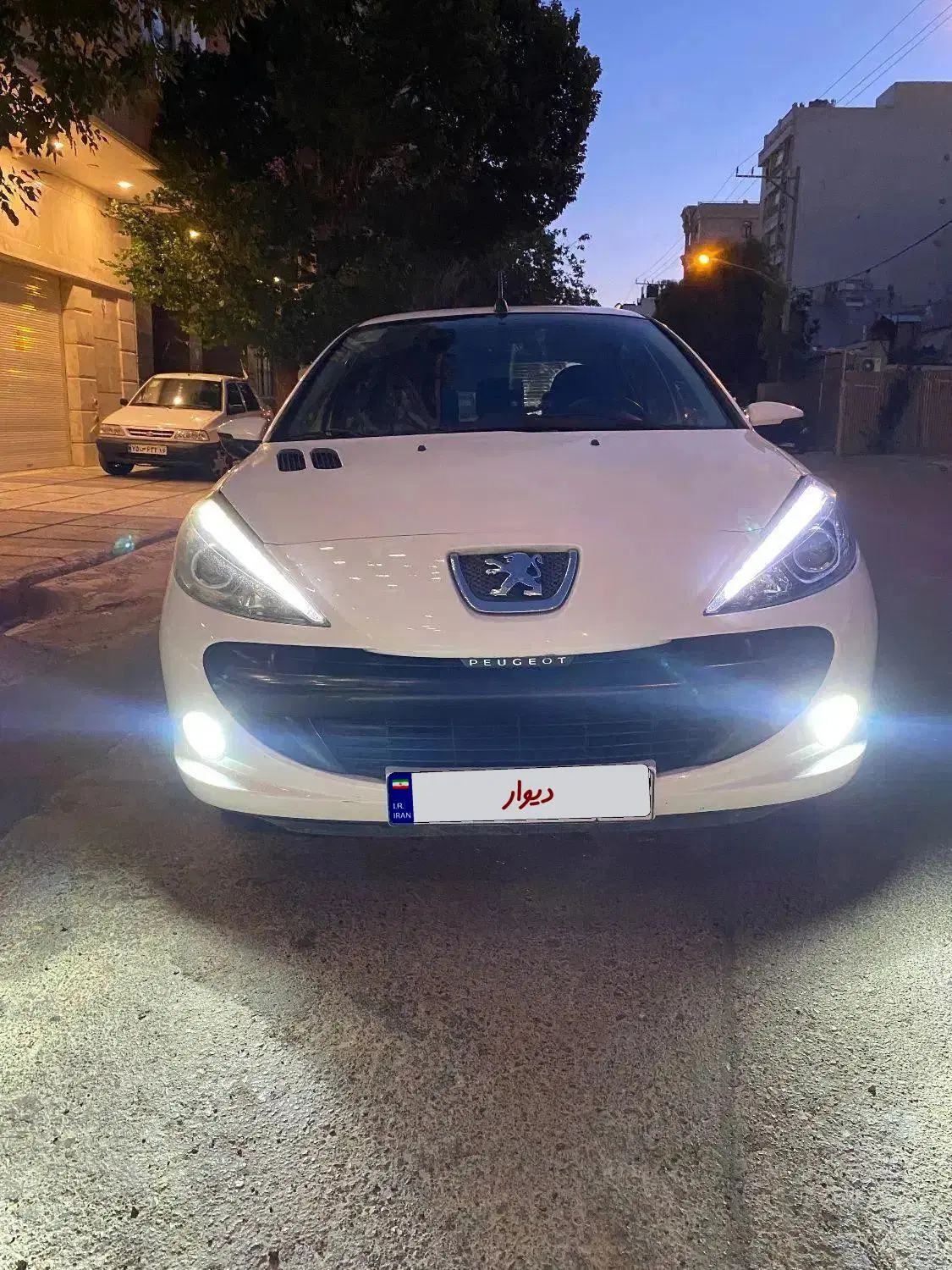 207دنده|خودرو سواری و وانت|قم, دورشهر|دیوار