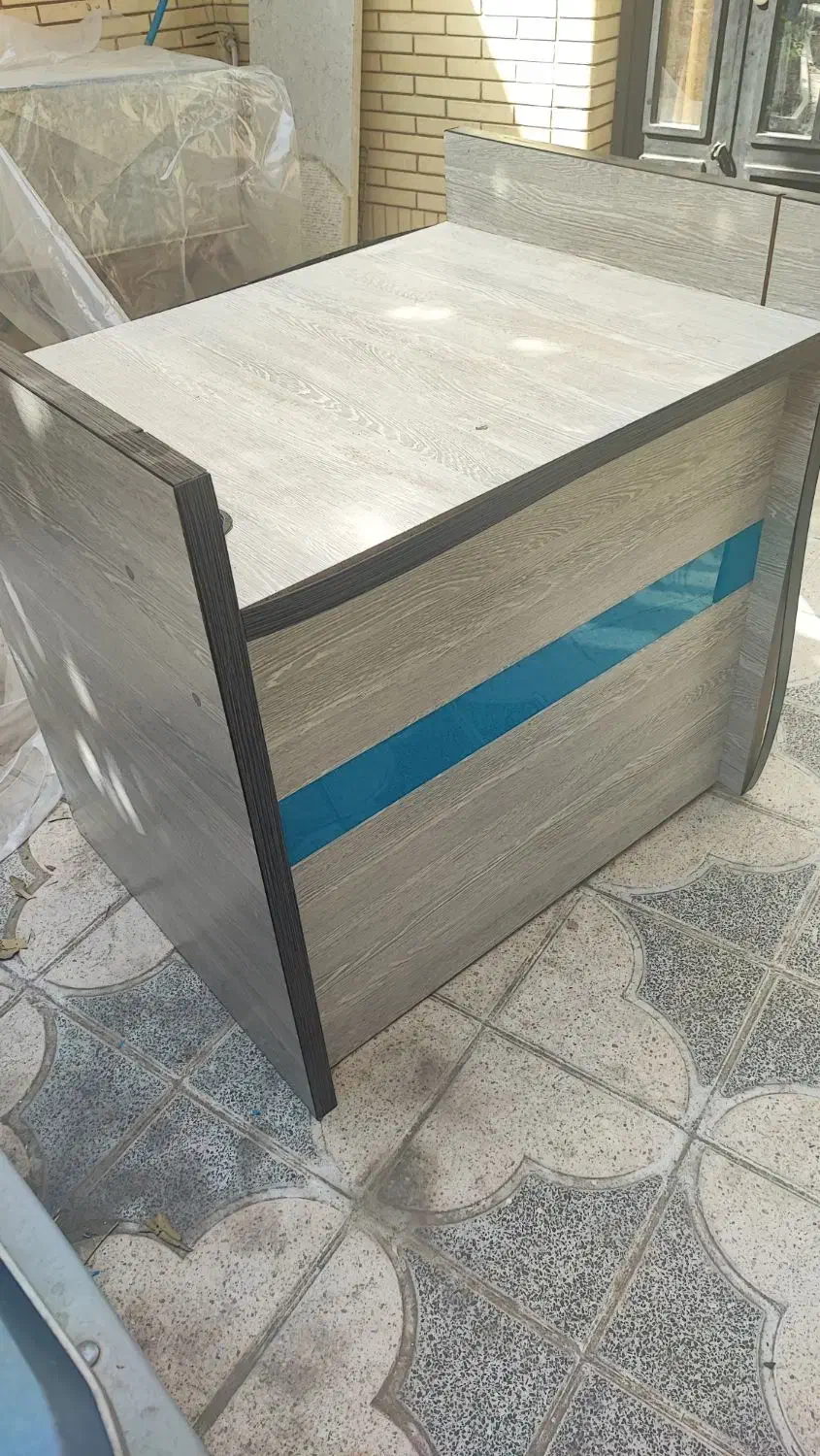 فروش کانتر یا میز کامپیوتر|میز تحریر و کامپیوتر|شیراز, کاراندیش|دیوار