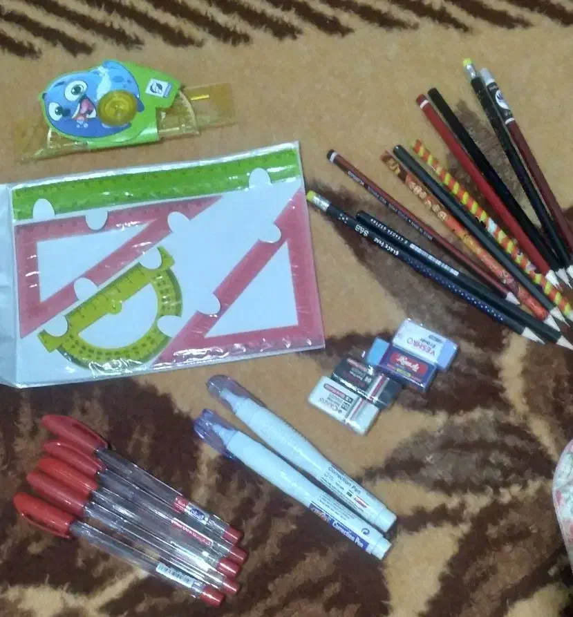لوازم تحریر نو دفتر جامدادی اتود خودکار و همه‌چی|لوازم التحریر|اراک, |دیوار