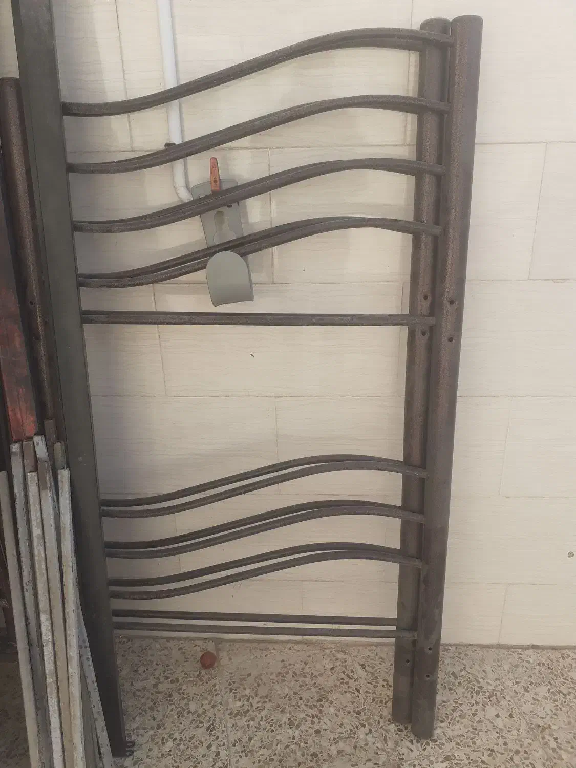 تختخواب دو طبقه محکم بدونه کفی|تخت و سرویس خواب|خمینی‌شهر, |دیوار