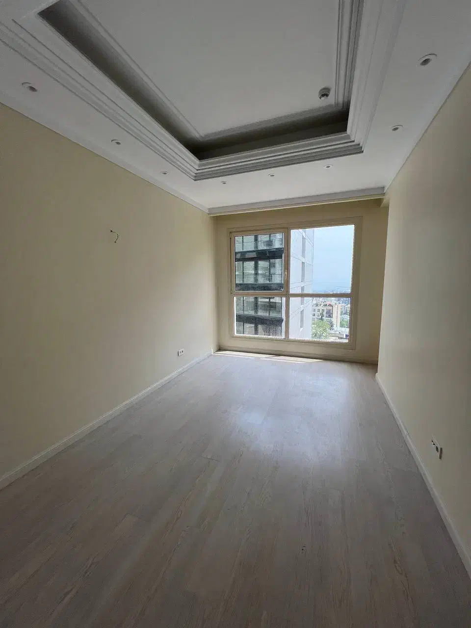 (فرشته)واحد پر نور و خوش نقشه