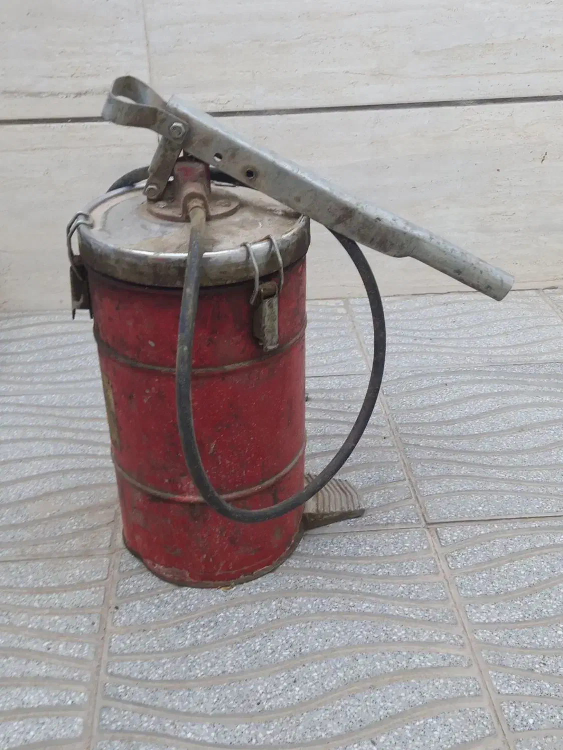 ( پمپ واسکازین و گریس مدل سطلی ، ظروف های روغنی )|ابزارآلات|سیرجان, |دیوار