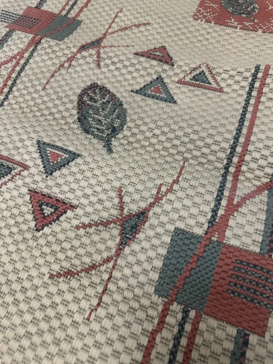 پادری|پادری|مشهد, كنويست|دیوار