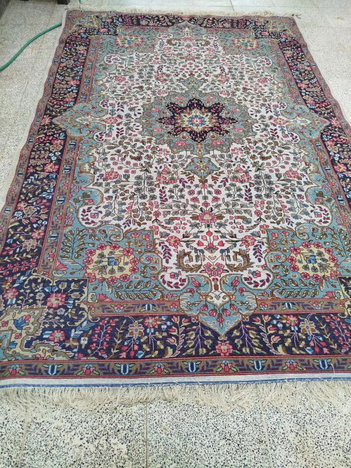 قالی دستباف کرمانی|فرش|کرمان, |دیوار