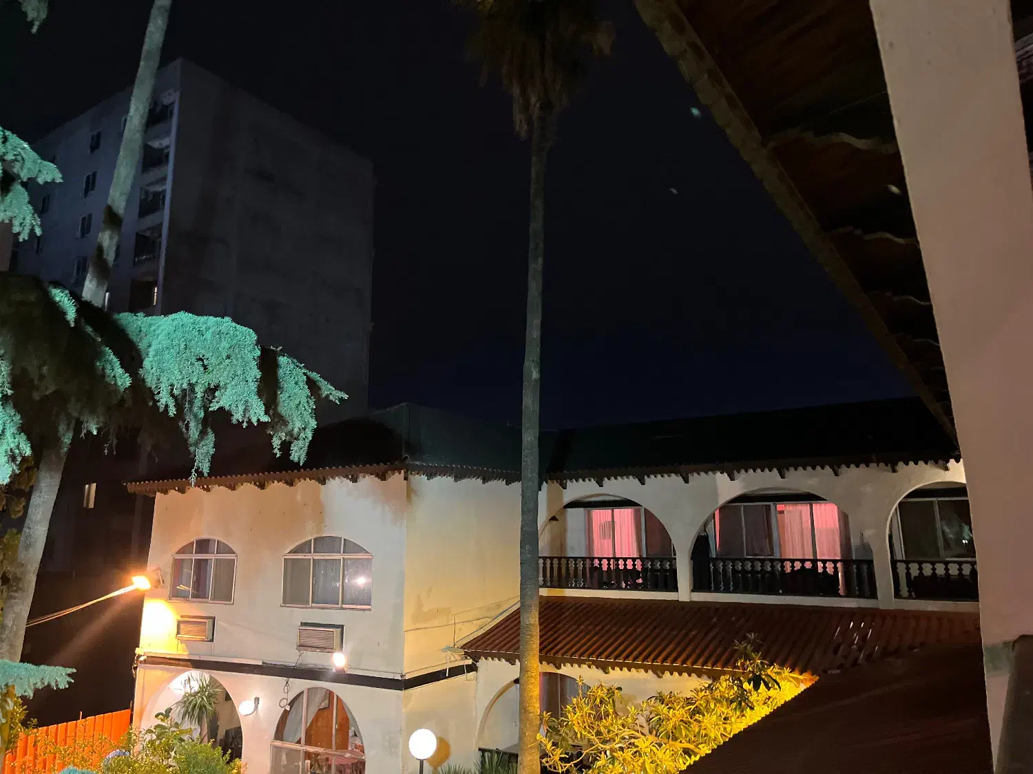 نگهبان شب هتل میچکا بازنشسته|استخدام سرایداری و نظافت|بابلسر, |دیوار